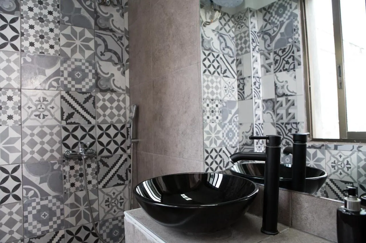 Iris Apartment سالونيك